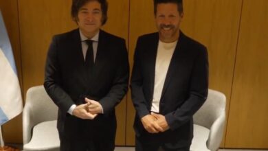 Photo of El encuentro de Simeone con Javier Milei en Madrid y el recuerdo de un partido de inferiores