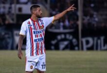Photo of Escándalo en Colegiales: fue a jugar un torneo amateur por plata y le rescindieron contrato