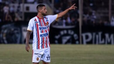Photo of Escándalo en Colegiales: fue a jugar un torneo amateur por plata y le rescindieron contrato