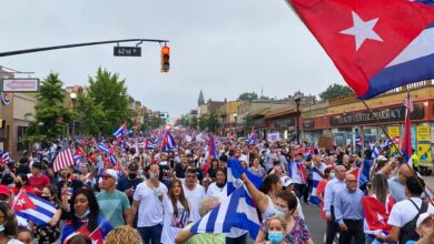 Photo of Sigue el limbo migratorio de los cubanos con I-220A: la regla de Uscis para obtener la green card