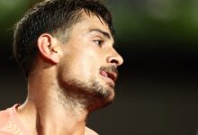 Photo of Mariano Navone dio el batacazo Wimbledon y se convirtió en el primer argentino en avanzar de fase