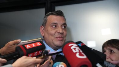 Photo of El Gobierno bonaerense denunció en la Justicia un complot de 24 policías cercanos al candidato de LLA