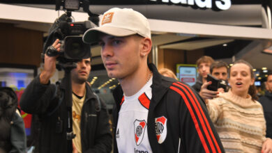 Photo of El emotivo adiós de Mastantuono: “Mi sueño de ganar cosas con River no desapareció”