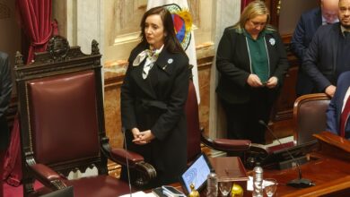 Photo of “Traidora y burra”: los influencers libertarios le salieron al cruce a Villarruel por sus crítica a Milei