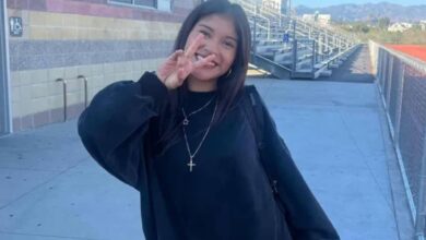 Photo of Iba a la escuela en Los Ángeles y llevaba más de 10 años en EE.UU., pero el ICE la deportó a un país que no recuerda