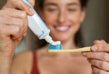 Photo of La Anmat prohibió la venta de un producto de una reconocida marca de dentífrico por causar “lesiones en la boca”