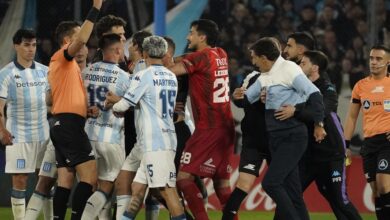 Photo of La locura de Costas por el gol anulado a Maravilla y el penal para Barracas