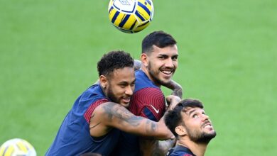 Photo of El saludo especial de Neymar a Paredes en su regreso a Boca