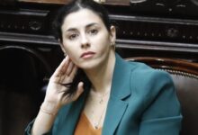 Photo of Marcela Pagano cruzó a Martín Menem por el funcionamiento de la Cámara de Diputados: “En estas estupideces se gastan los recursos”