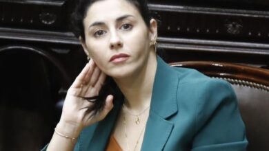Photo of Marcela Pagano cruzó a Martín Menem por el funcionamiento de la Cámara de Diputados: “En estas estupideces se gastan los recursos”