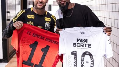 Photo of Neymar se encontró e intercambió su camiseta con un histórico de Brasil tras haberse entrenado diferenciado en el Santos